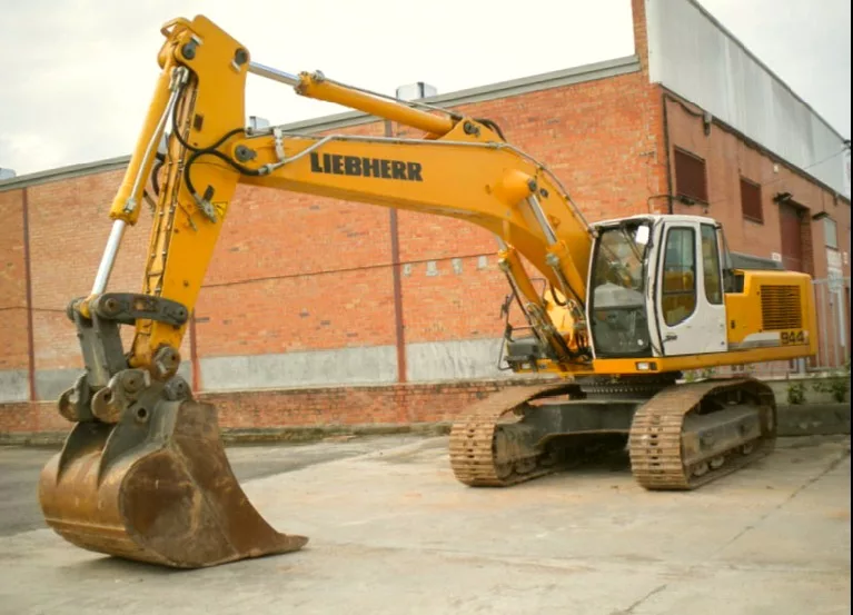 Экскаватор-разрушитель Liebherr R944