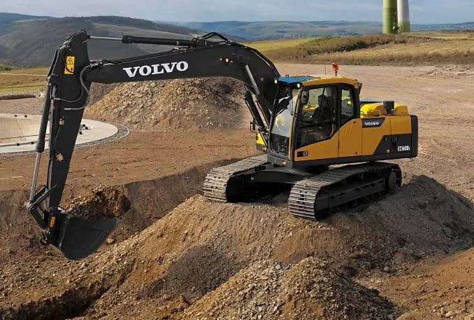 Гусеничный экскаватор Volvo EC170D