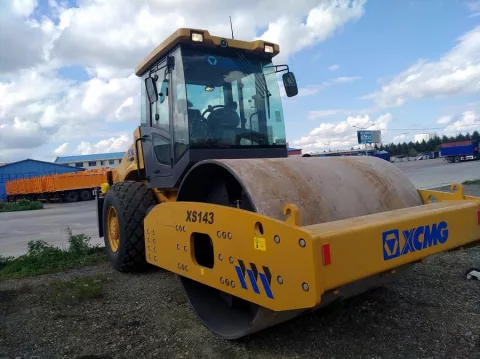 Каток XCMG XS143 14 т
