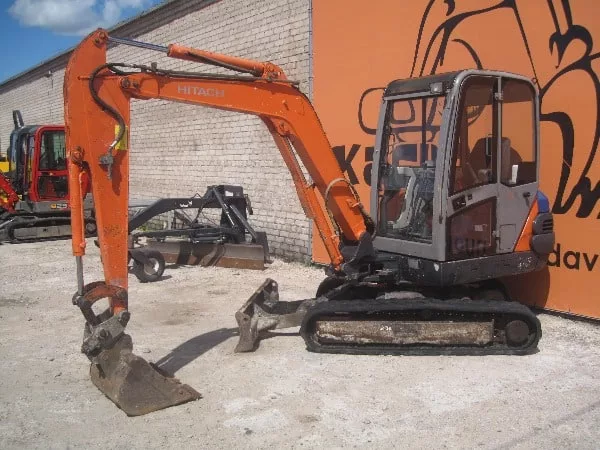 Мини-экскаватор Hitachi ZX30