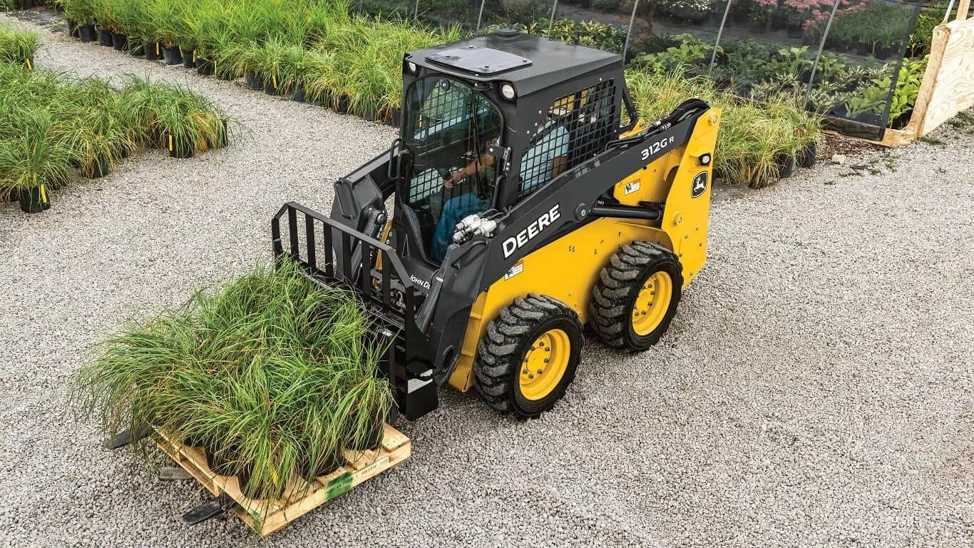 Мини-погрузчик John Deere 312GR
