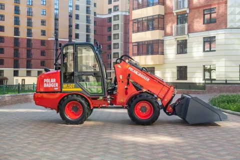 Мини-погрузчик Polar Badger WL50T
