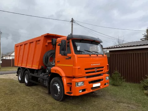 Самосвал КАМАЗ 6520