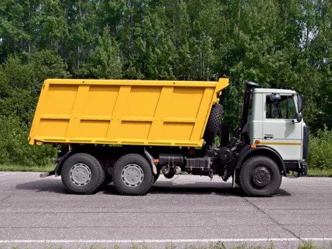 Самосвал МАЗ 5516