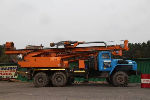 Ямобур МРК-750А4 на базе ЗИЛ-130